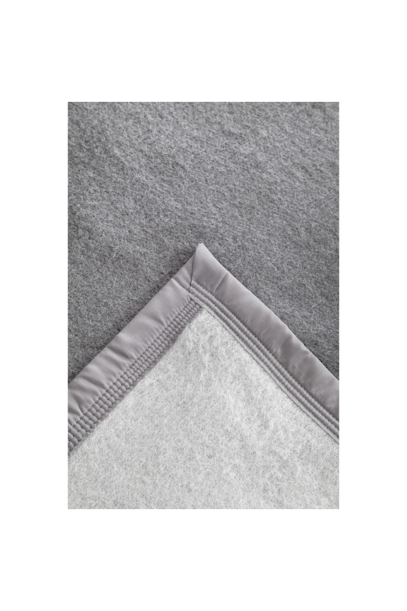 Couvertue laine double face Magasins Bleus